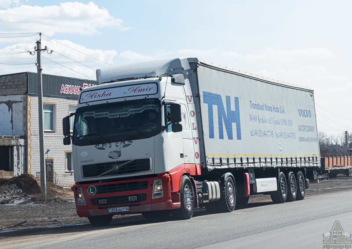 Павлодарская область, № 858 AGT 14 — Volvo ('2002) FH12.400