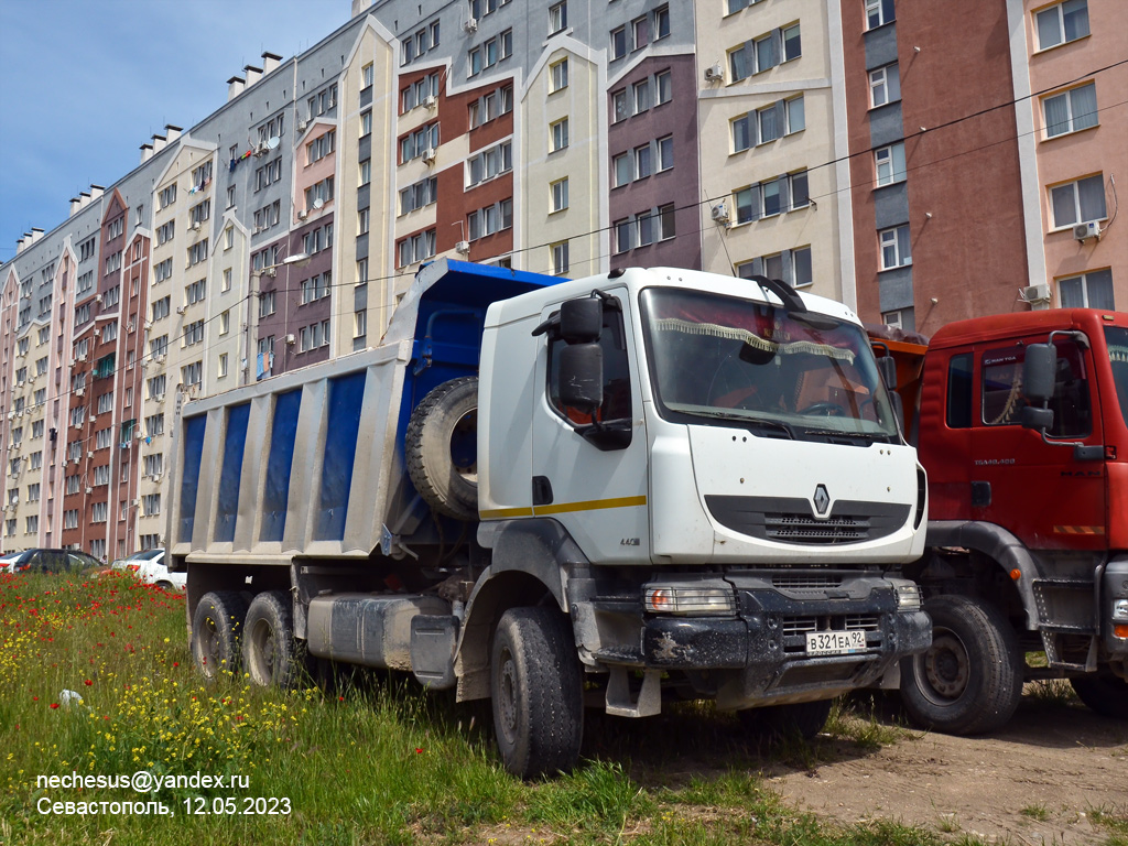 Севастополь, № В 321 ЕА 92 — Renault Kerax [X9P]