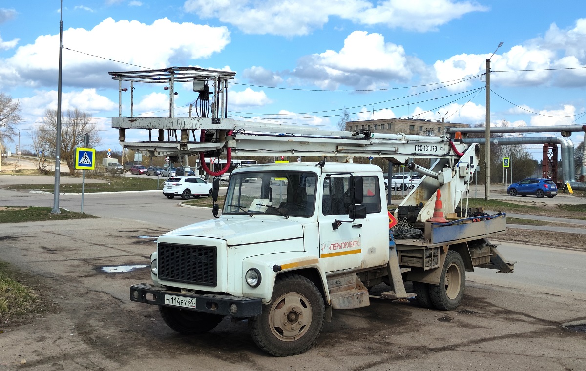 Тверская область, № М 114 РУ 69 — ГАЗ-3309