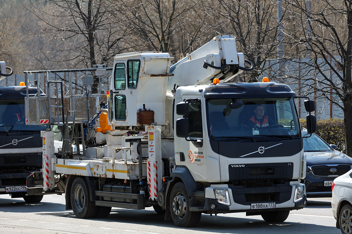 Московская область, № В 188 ХА 777 — Volvo ('2013) FL