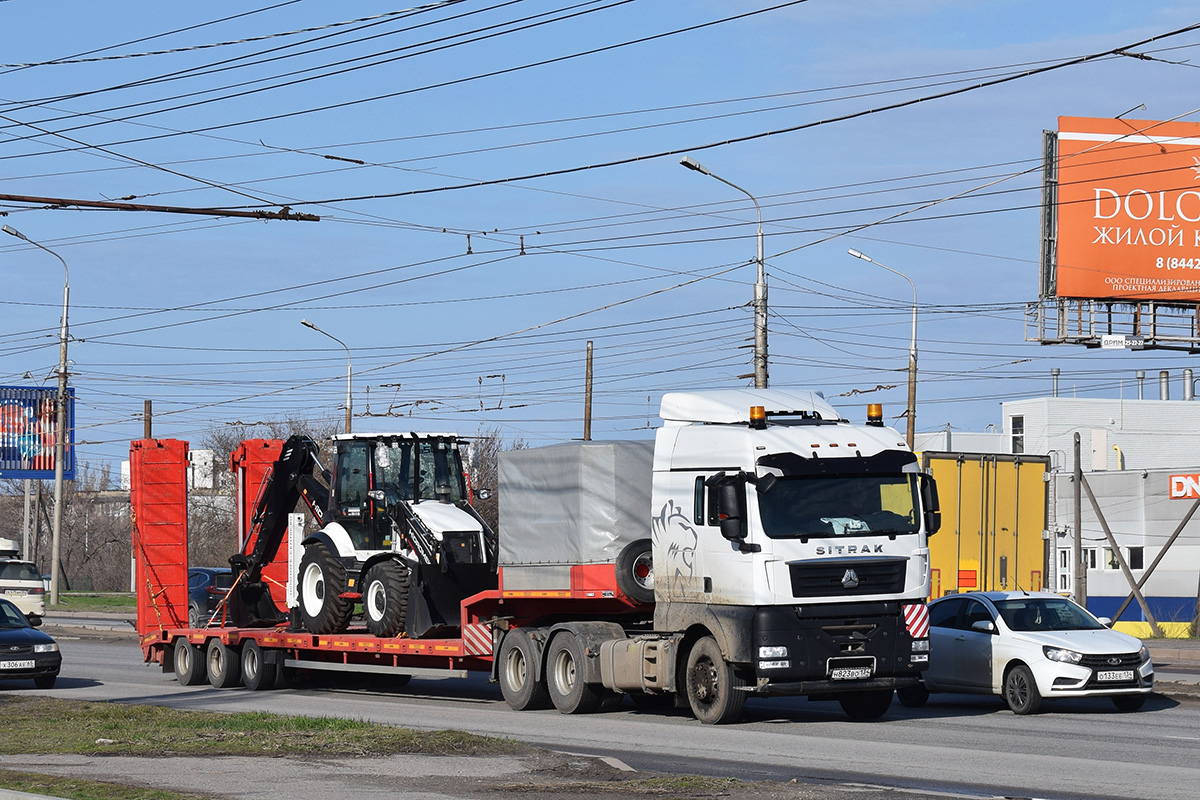 Волгоградская область, № Н 823 ВО 134 — Sitrak C7H ZZ4256