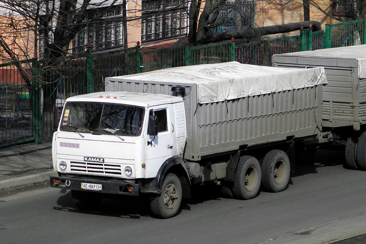 Днепропетровская область, № АЕ 4869 СН — КамАЗ-5320