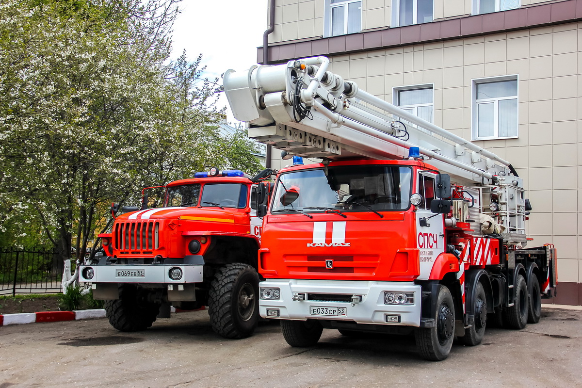 Новгородская область, № Е 033 СР 53 — КамАЗ-6540-A4(23)