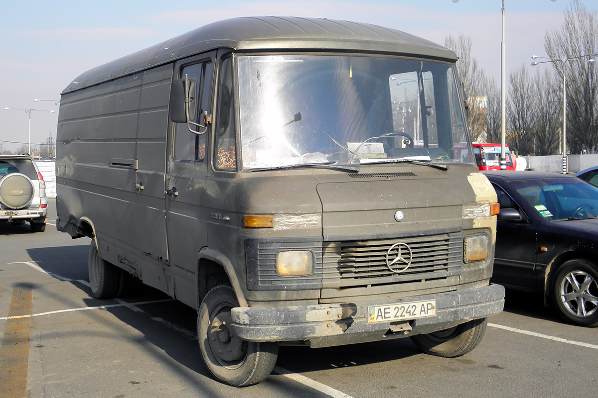 Днепропетровская область, № АЕ 2242 АР — Mercedes-Benz T2 ('1967) 508