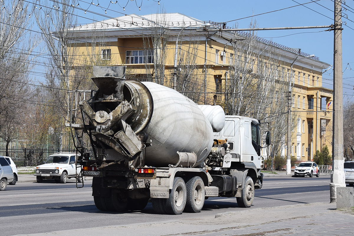 Волгоградская область, № Н 906 КК 134 — IVECO Stralis ('2002)
