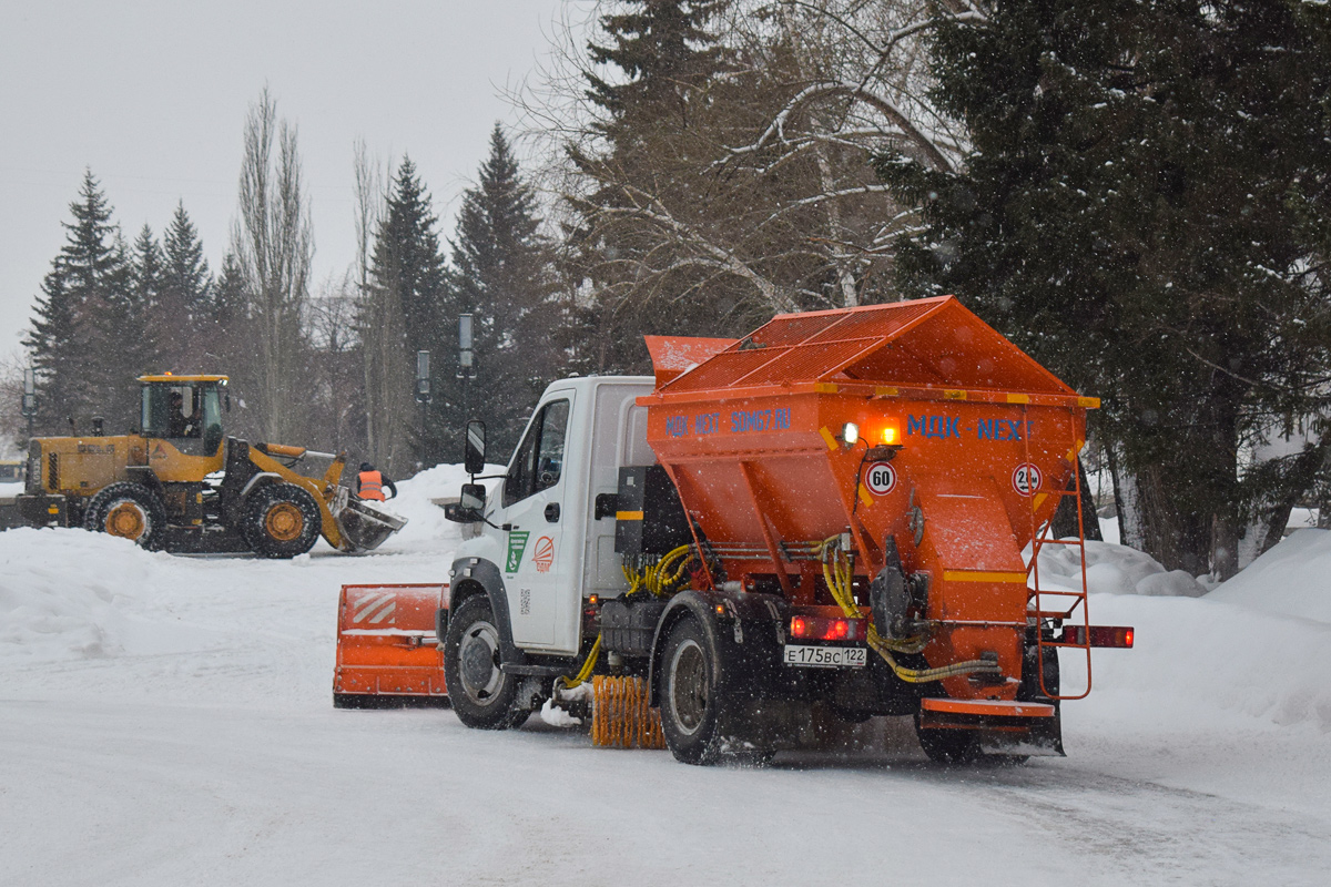 Алтайский край, № Е 175 ВС 122 — ГАЗ-C41R13