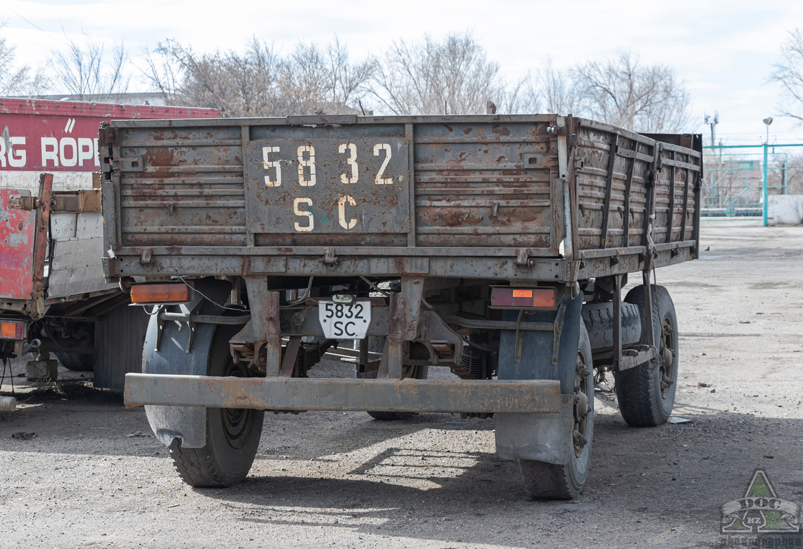 Павлодарская область, № 5832 SC — МАЗ-8926