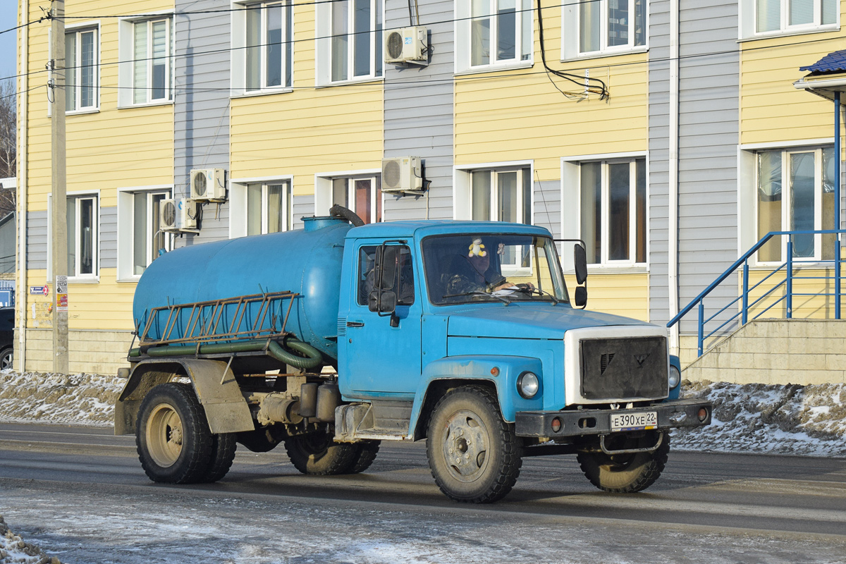 Алтайский край, № Е 390 ХЕ 22 — ГАЗ-3307