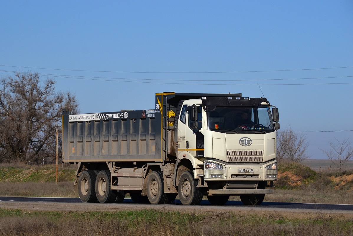 Волгоградская область, № Н 125 АА 134 — FAW J6 CA3310