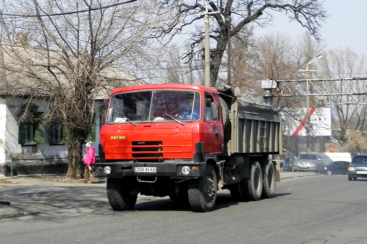 Днепропетровская область, № 058-88 АВ — Tatra 815 S1 V