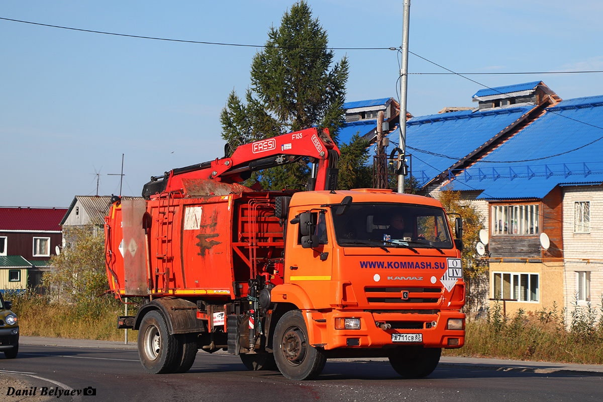 Ненецкий автономный округ, № А 711 СВ 83 — КамАЗ-43253-R4(28)