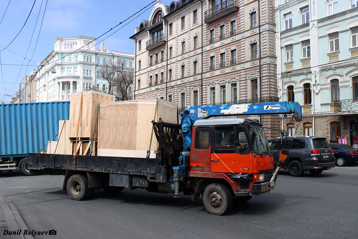 Приморский край, № О 276 МТ 125 — Mitsubishi Fuso (общая модель)