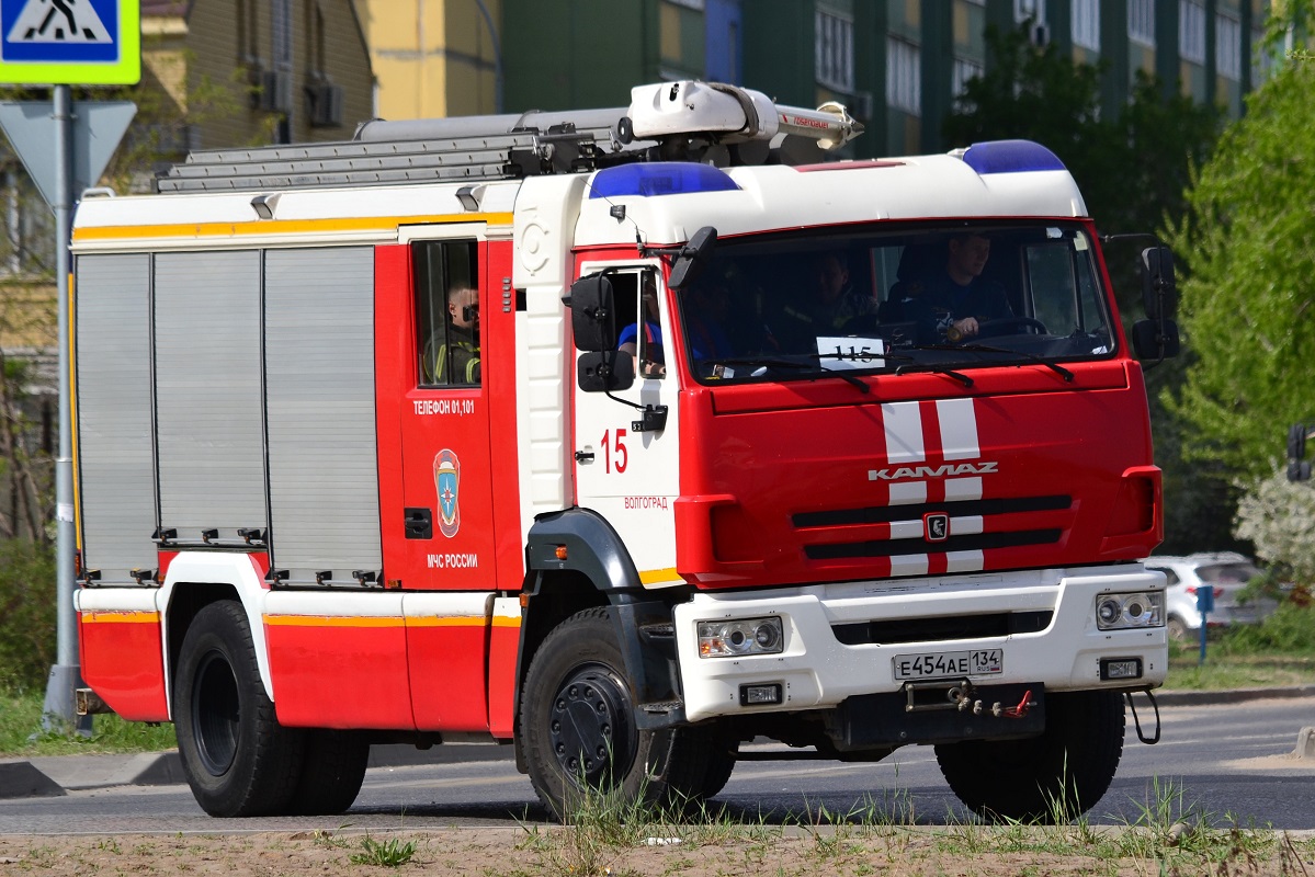 Волгоградская область, № Е 454 АЕ 134 — КамАЗ-5387-RF(08) [53870F-R]