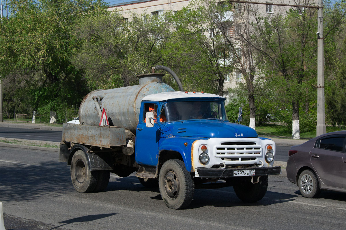 Волгоградская область, № А 797 НЕ 134 — ЗИЛ-431412