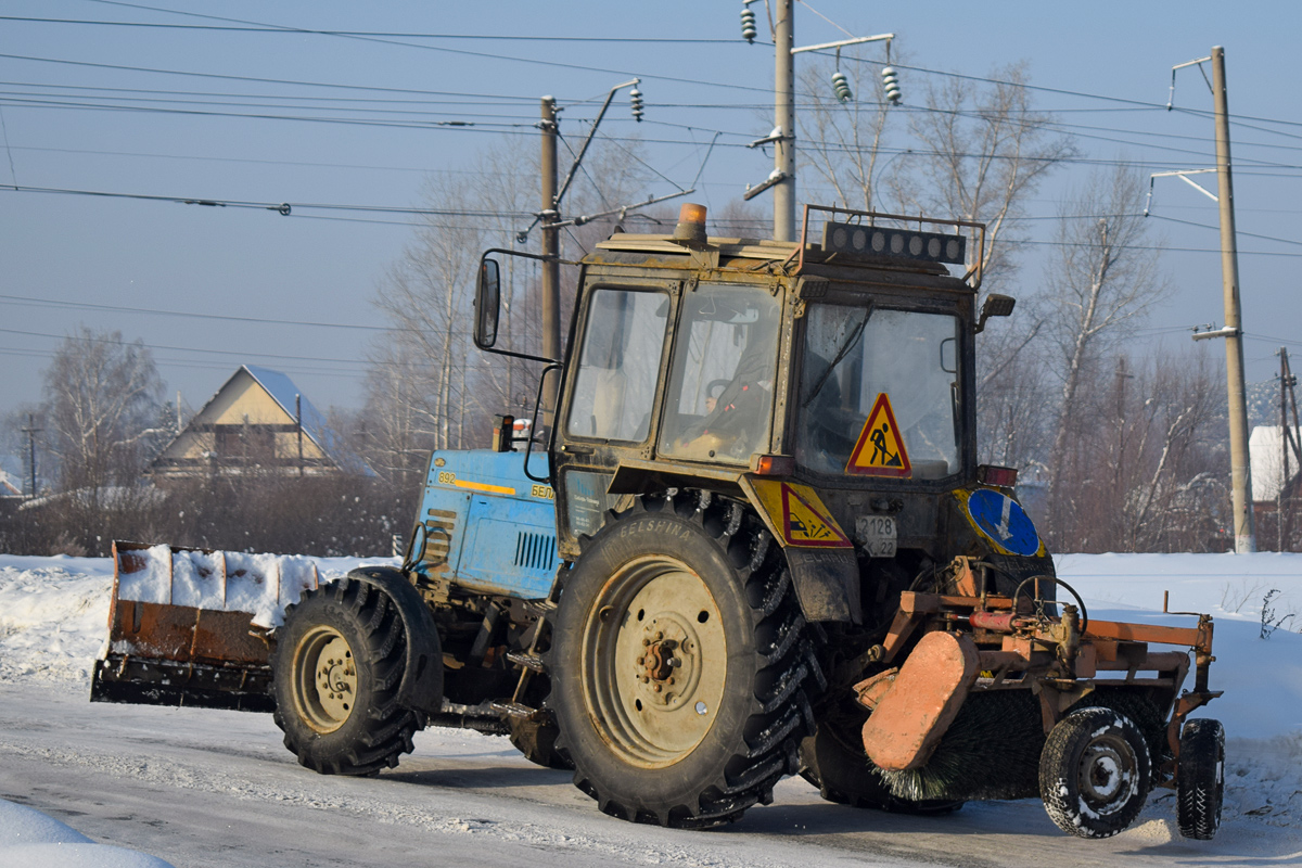 Алтайский край, № 2128 ЕК 22 — Беларус-892