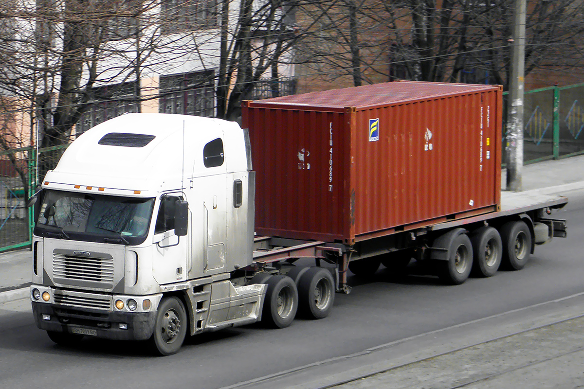 Одесская область, № ВН 7251 ВС — Freightliner Argosy