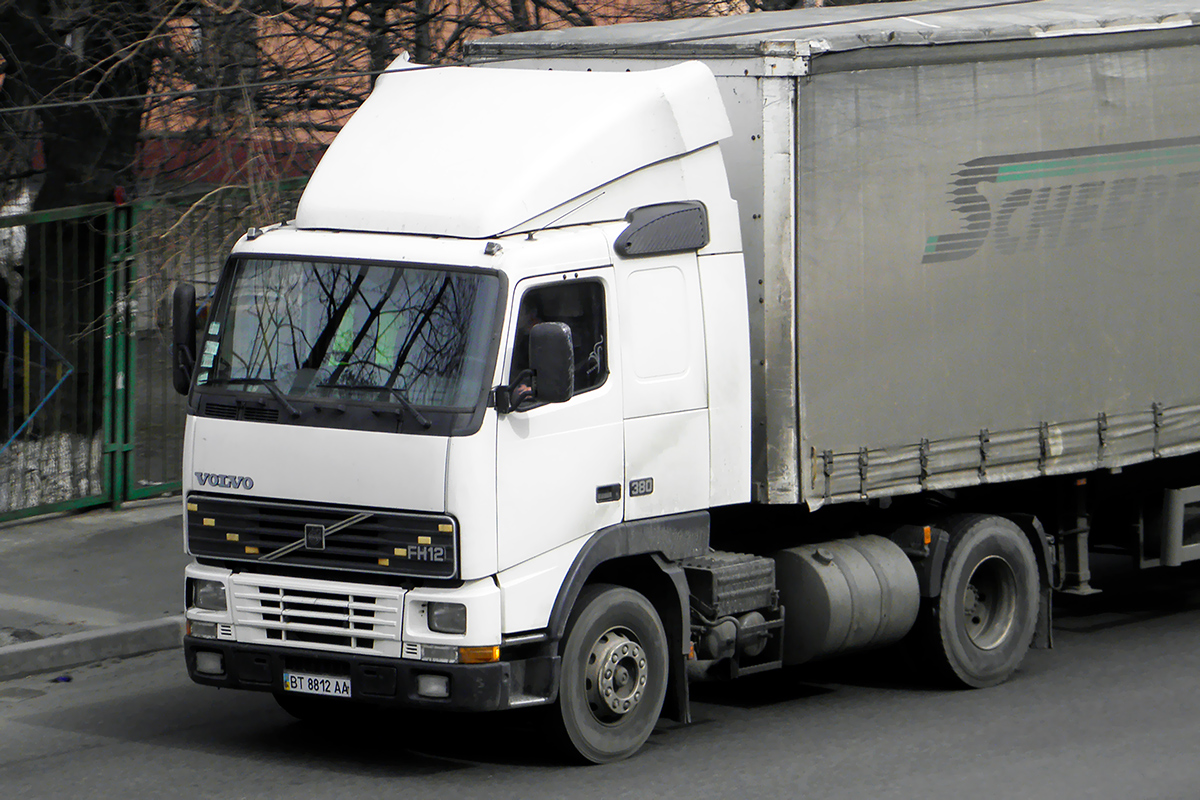 Херсонская область, № ВТ 8812 АА — Volvo ('1993) FH12.380