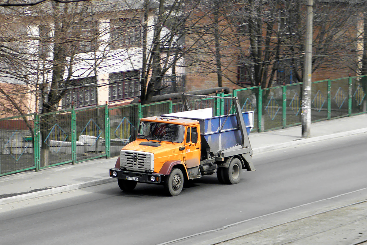 Днепропетровская область, № АЕ 1757 АЕ — ЗИЛ-497442