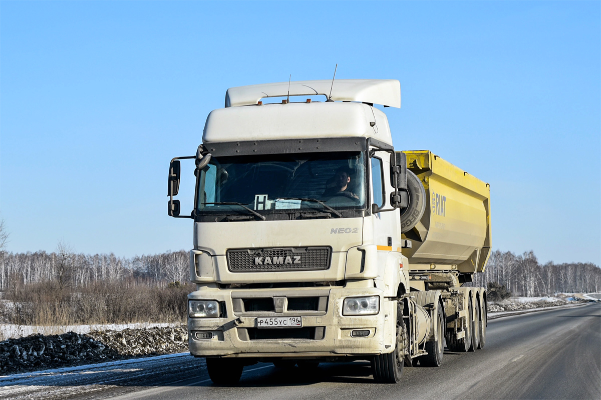 Свердловская область, № Р 455 УС 196 — КамАЗ-5490-5P(90)