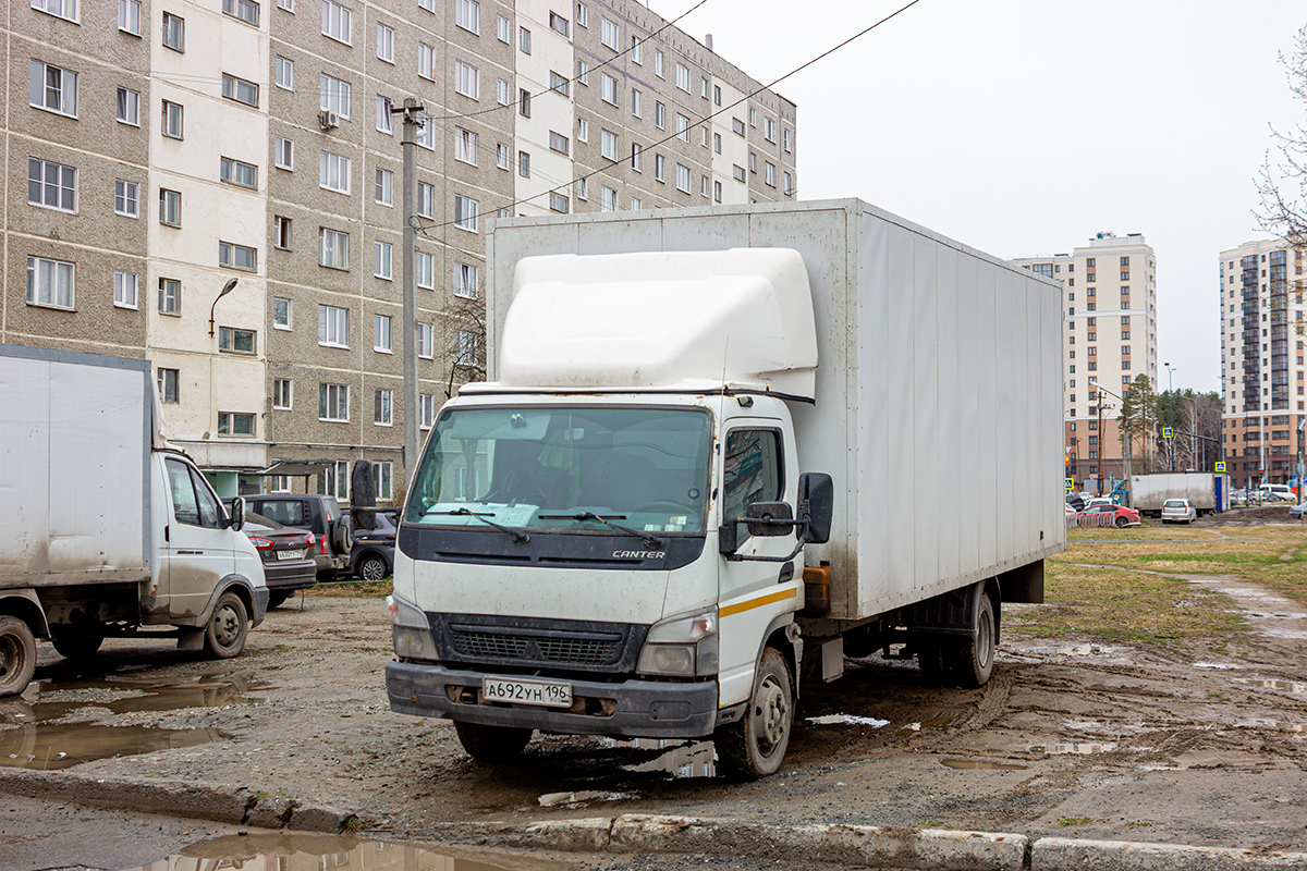 Свердловская область, № А 692 УН 196 — Fuso Canter [Z8V, Z9M]