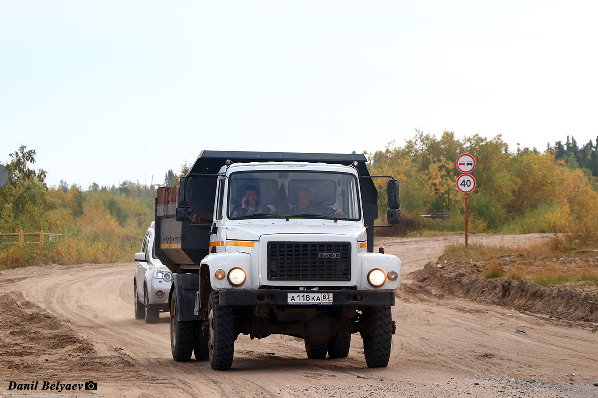 Ненецкий автономный округ, № А 118 КА 83 — ГАЗ-33086 «Земляк»