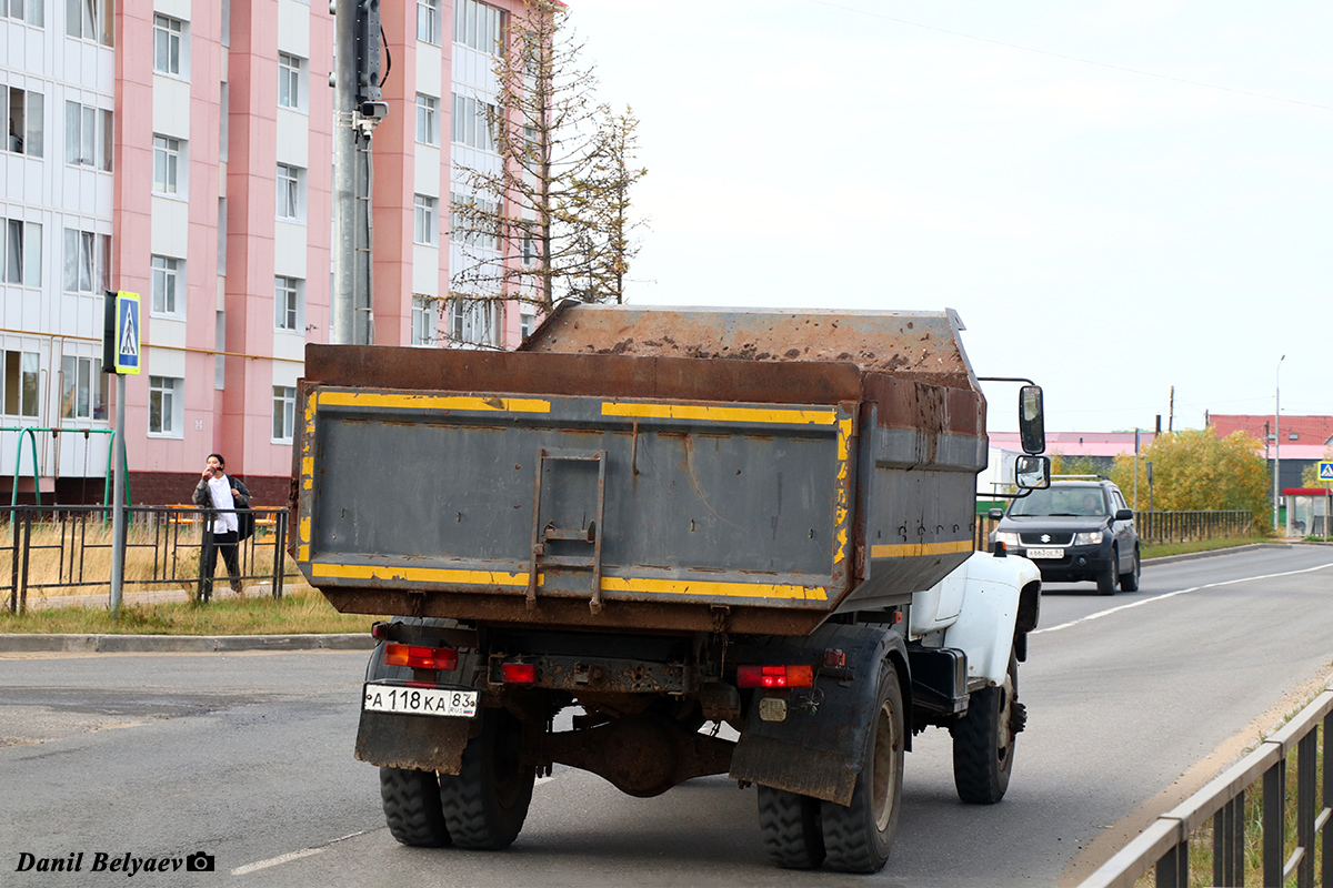 Ненецкий автономный округ, № А 118 КА 83 — ГАЗ-33086 «Земляк»