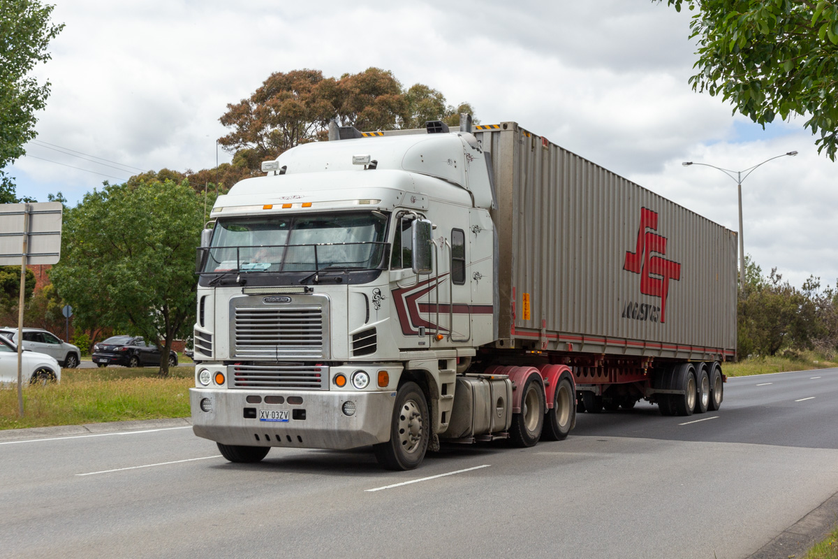 Австралия, № XV-03ZV — Freightliner Argosy