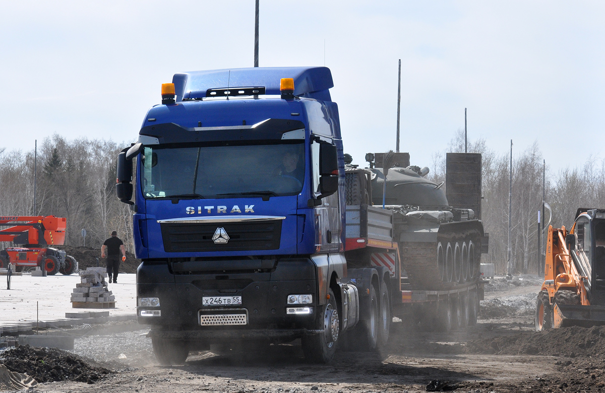 Омская область, № Х 246 ТВ 55 — Sitrak C7H ZZ4256
