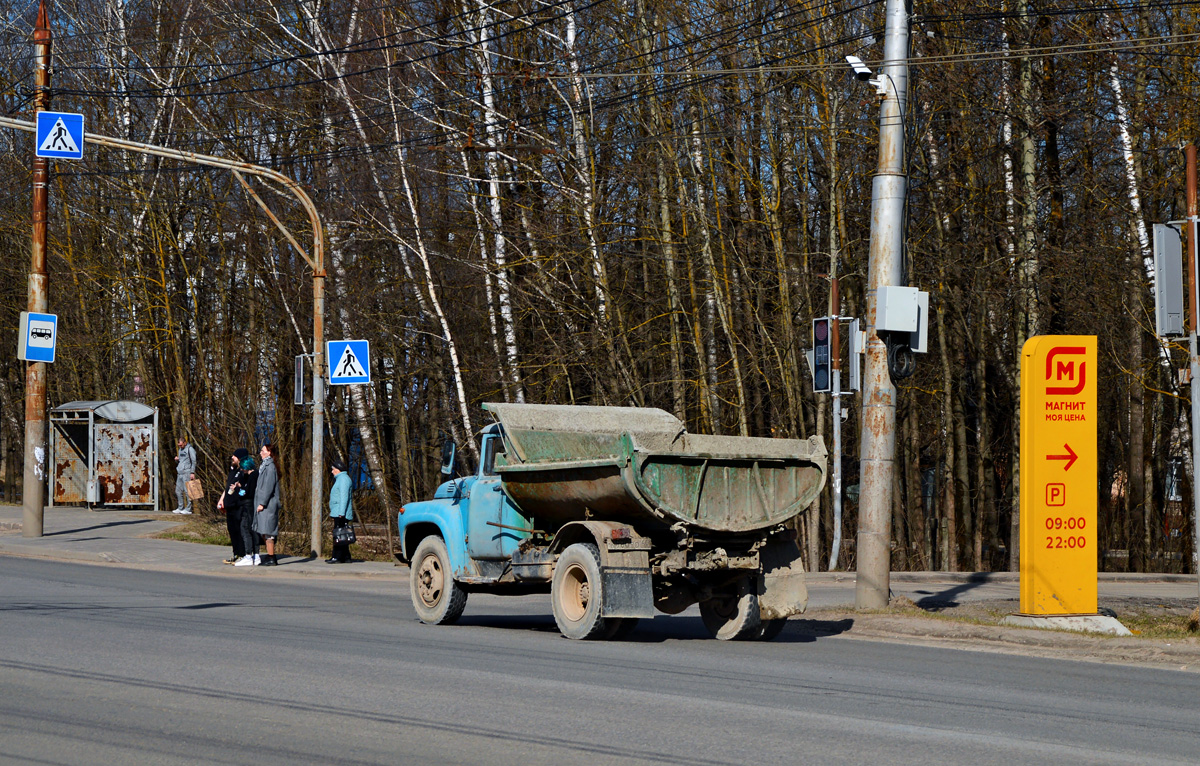 Калужская область, № К 900 РО 40 — ЗИЛ-130Д1