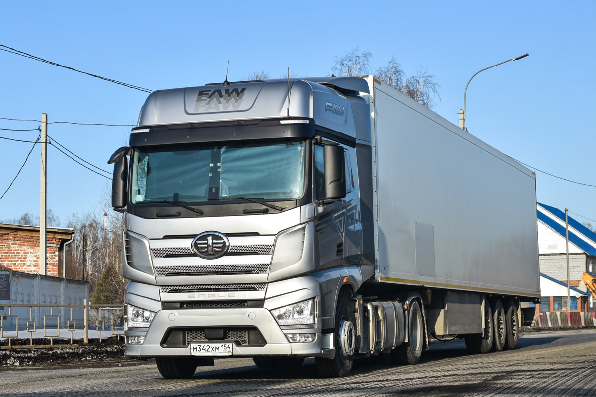 Новосибирская область, № М 342 ХМ 154 — FAW J7 Eagle CA4180