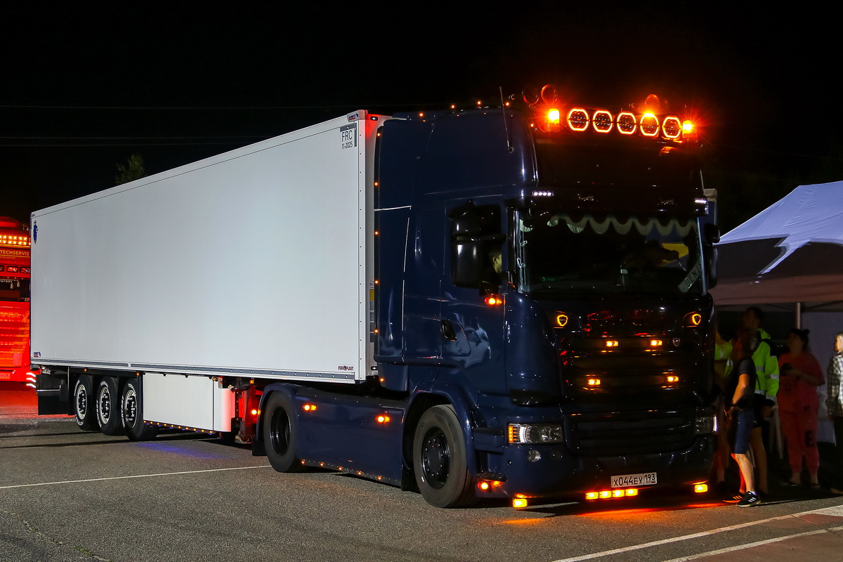 Краснодарский край, № Х 044 ЕУ 193 — Scania ('2013) R450; Московская область — Фестиваль TruckDay 2024