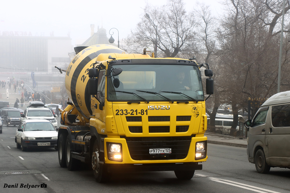 Приморский край, № Р 977 ТХ 125 — Isuzu (общая модель)