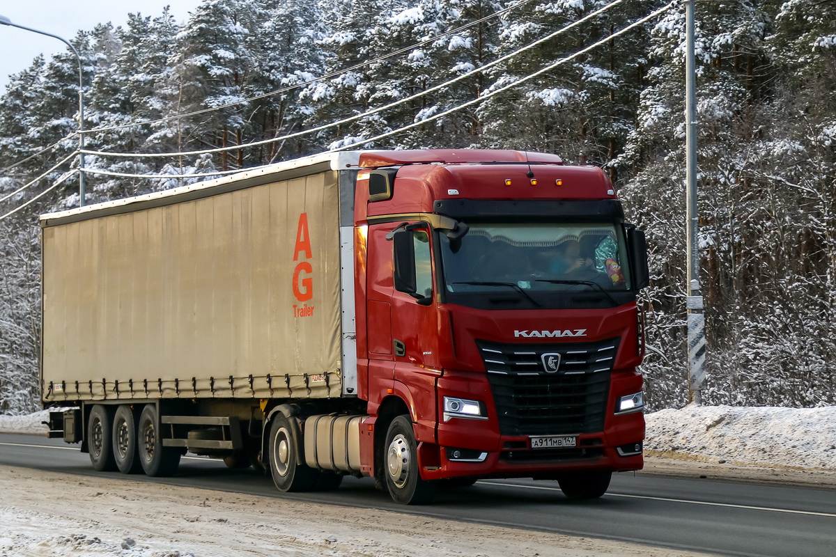 Ленинградская область, № А 911 МВ 147 — КамАЗ-54901-92