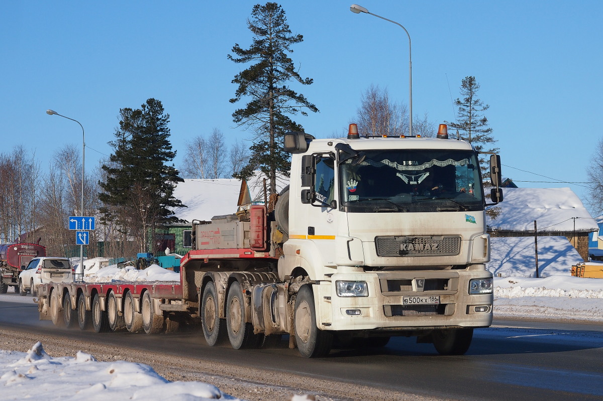 Ханты-Мансийский автоном.округ, № В 500 КХ 186 — КамАЗ-65806-T5(68)