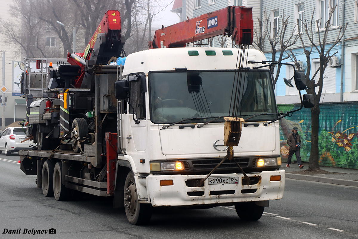 Приморский край, № К 290 ХС 125 — Hino Profia