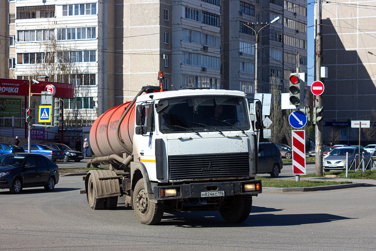 Свердловская область, № Н 824 КС 196 — МАЗ-5336A3