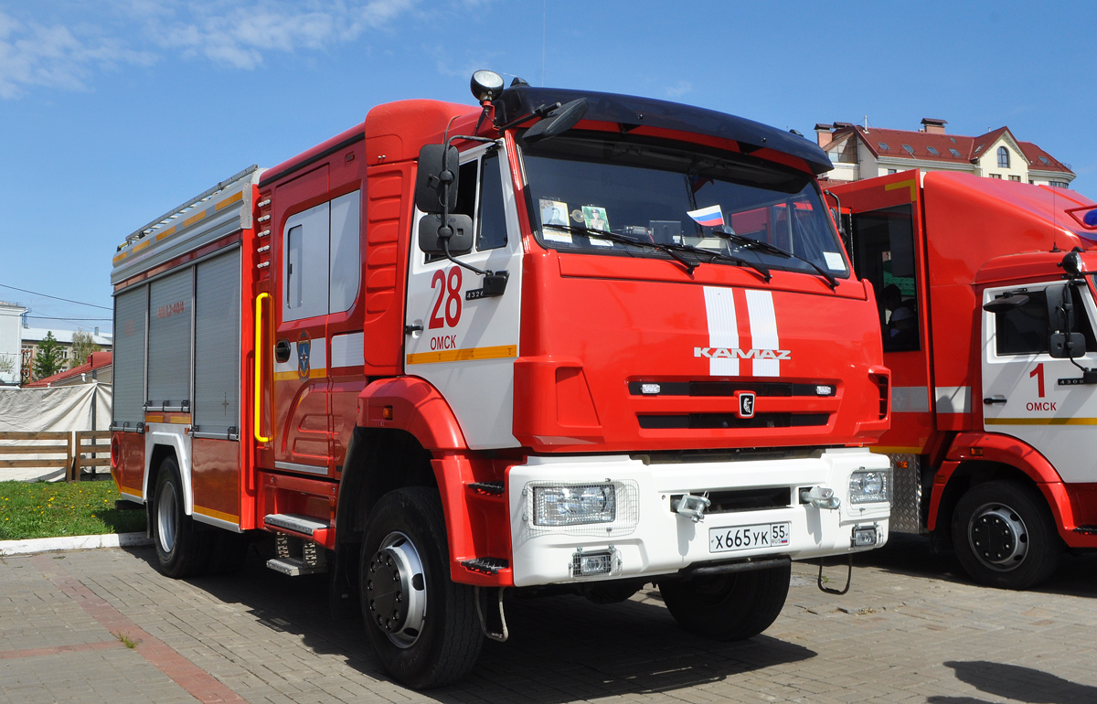 Омская область, № Х 665 УК 55 — КамАЗ-43265-5H(56)