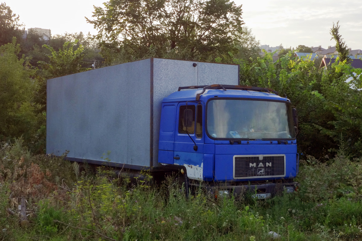 Башкортостан, № Е 581 КУ 102 — MAN M90 (общая модель)