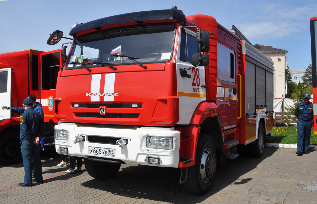Омская область, № Х 665 УК 55 — КамАЗ-43265-5H(56)