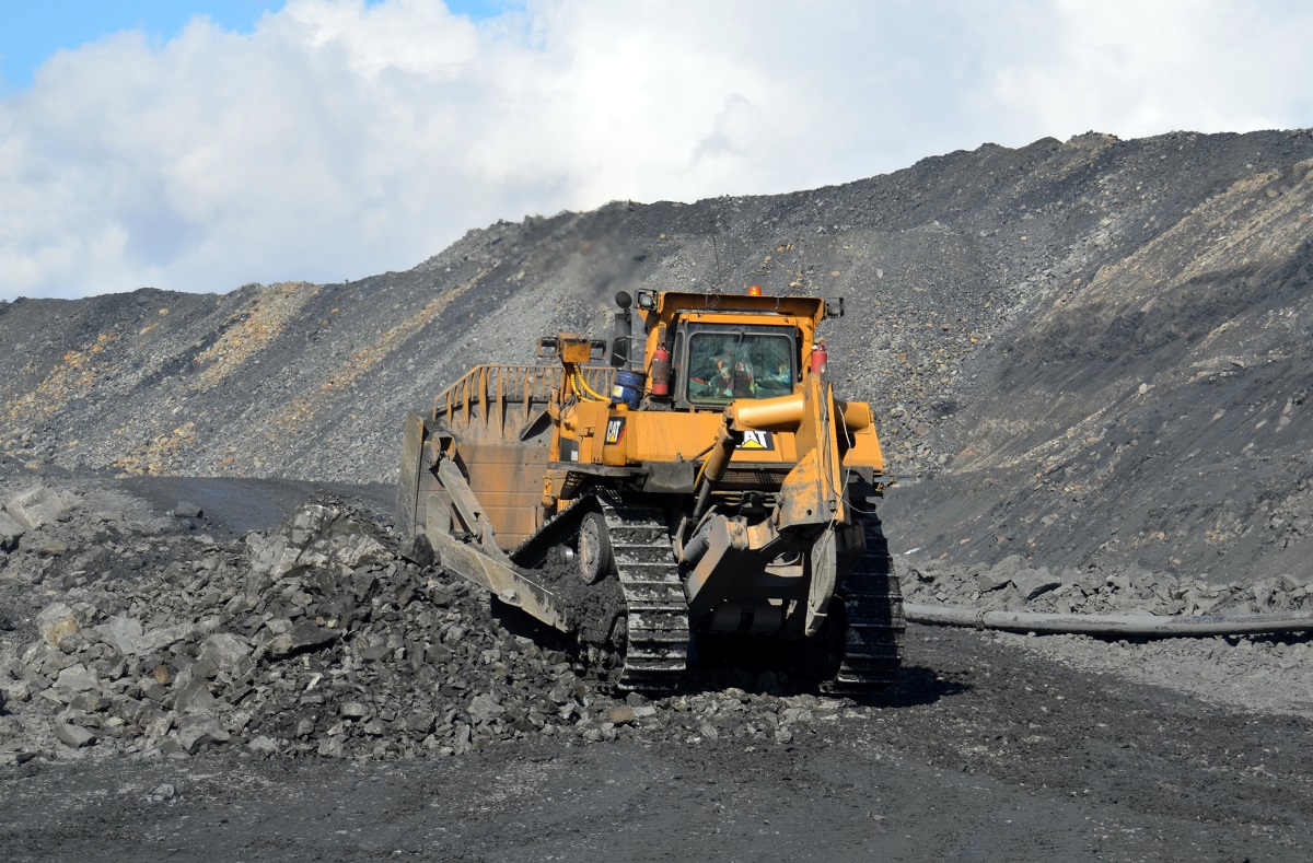 Кемеровская область, № 98 — Caterpillar D9