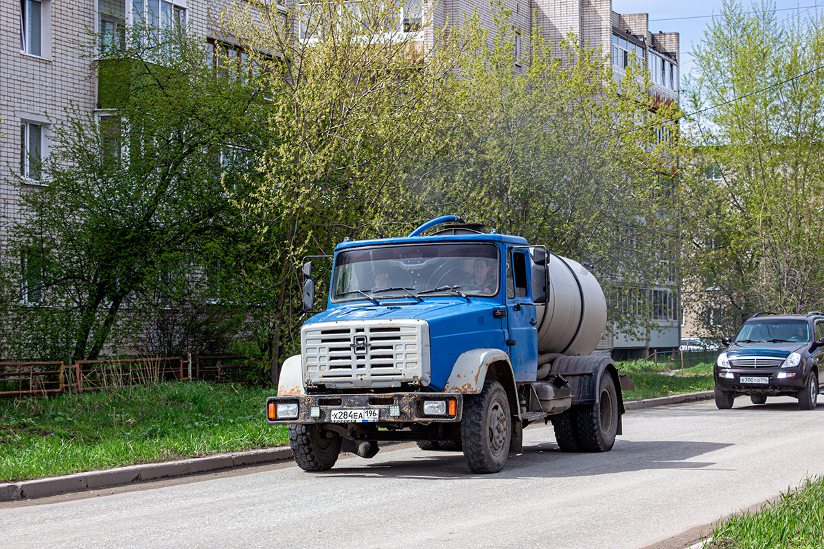 Свердловская область, № Х 284 ЕА 196 — ЗИЛ-433362