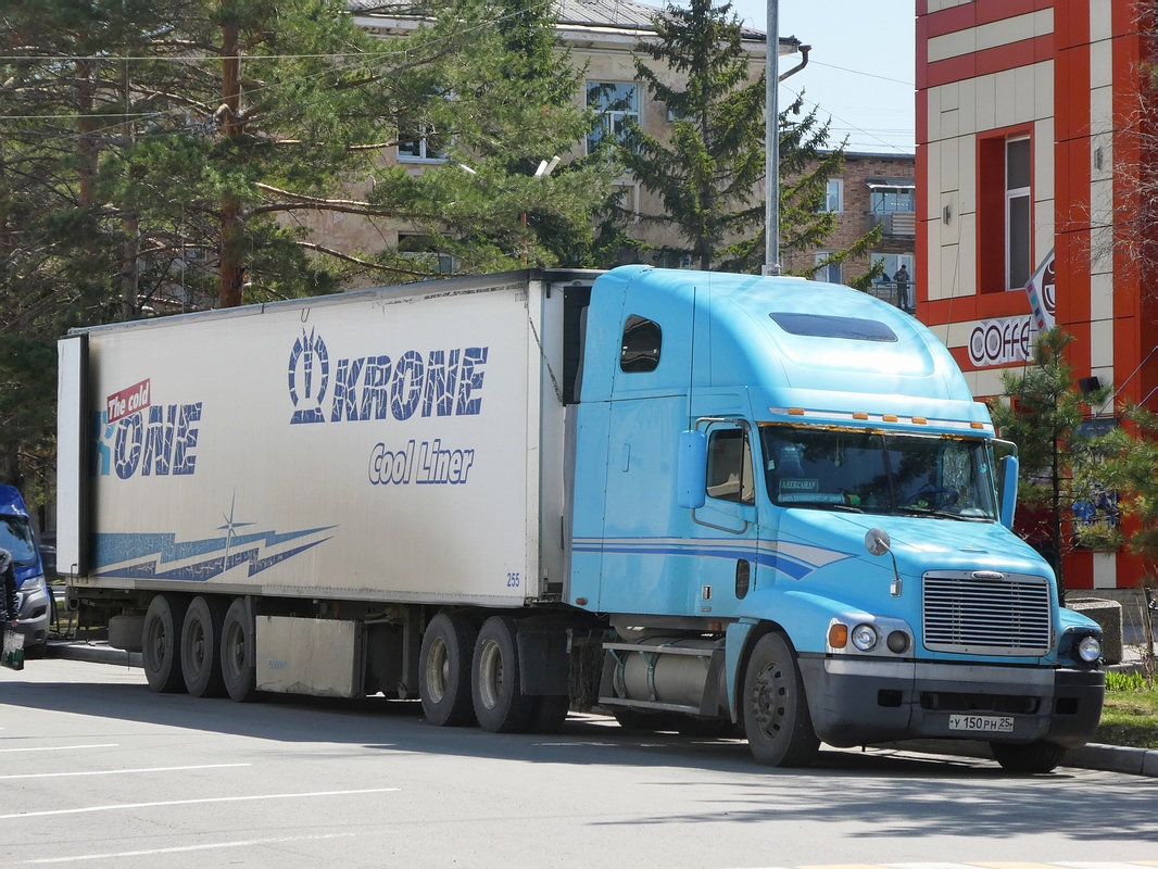 Приморский край, № У 150 РН 25 — Freightliner Century Class