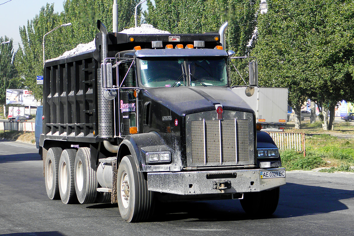 Днепропетровская область, № АЕ 0329 ЕС — Kenworth T800
