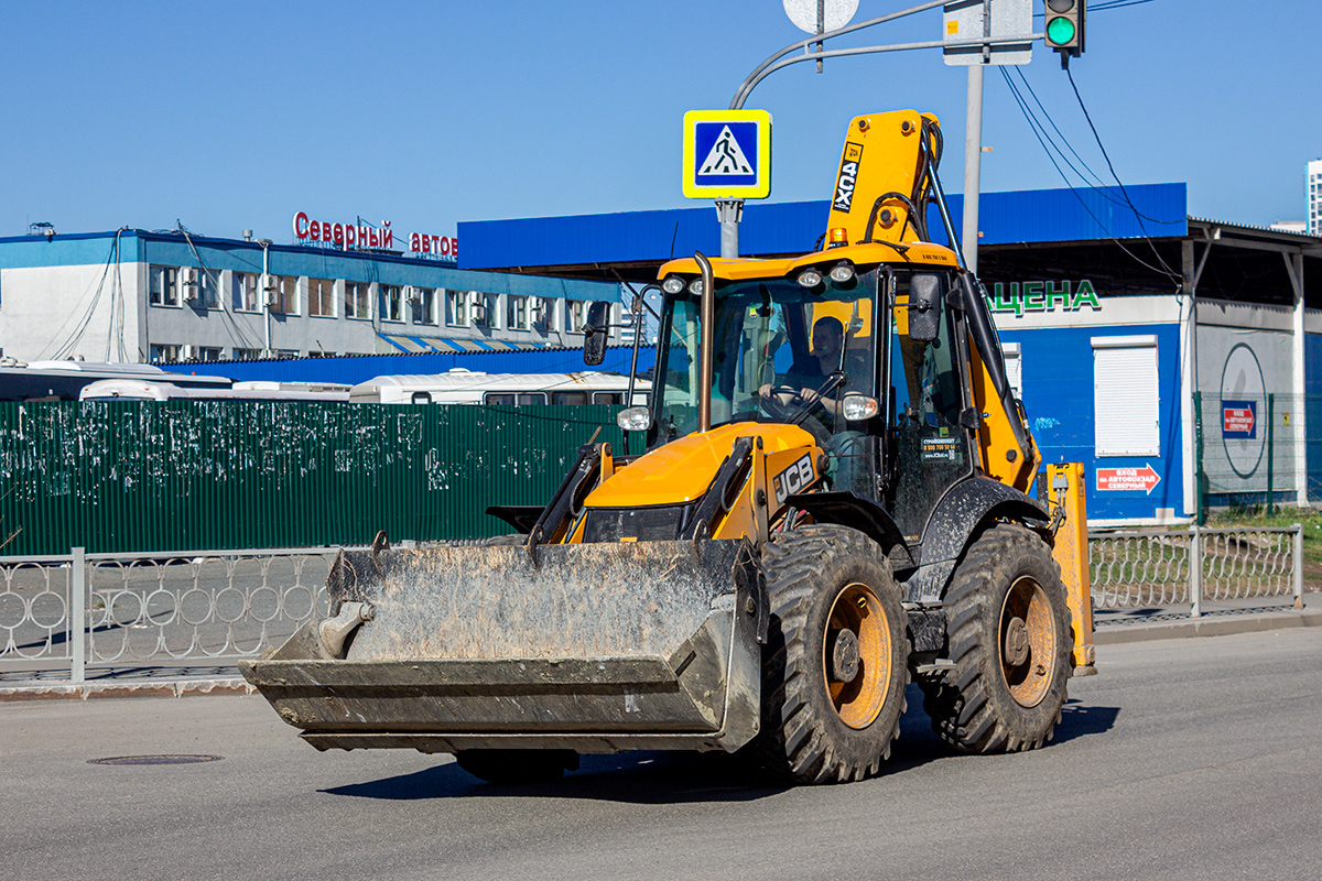 Свердловская область, № 3506 ЕЕ 66 — JCB 4CX