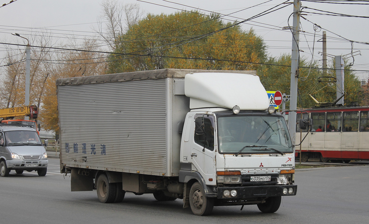 Челябинская область, № О 335 МО 174 — Mitsubishi Fuso Fighter
