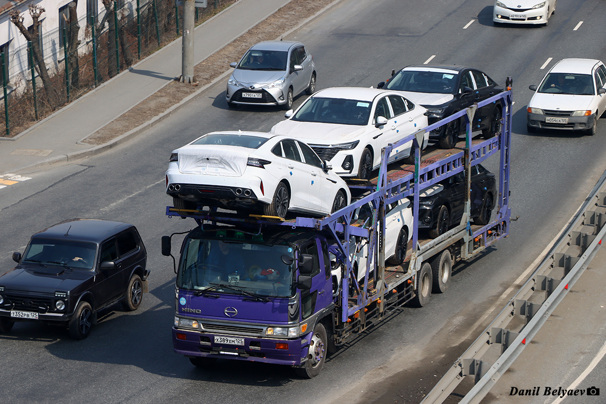 Приморский край, № Х 389 ХМ 125 — Hino Ranger