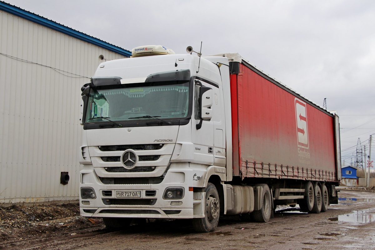 Узбекистан, № 70 R 717 OA — Mercedes-Benz Actros ('2009) 1844