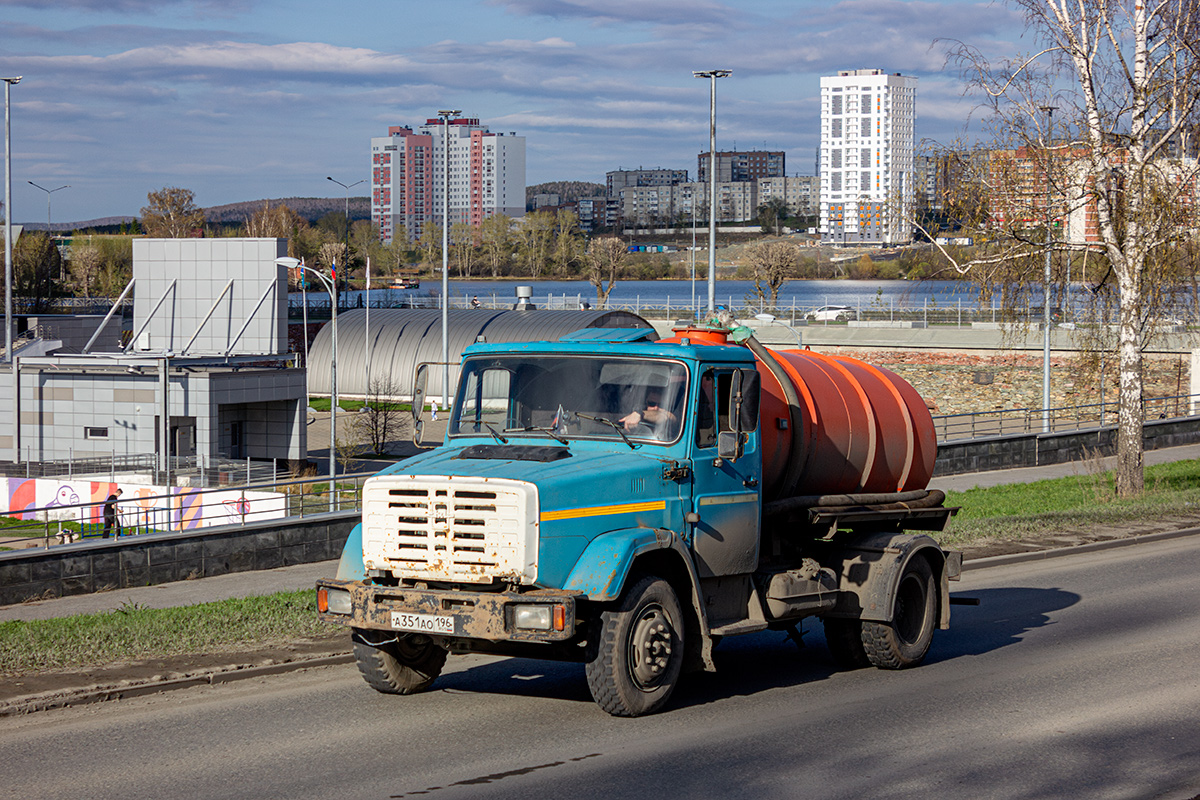 Свердловская область, № А 351 АО 196 — ЗИЛ-433362
