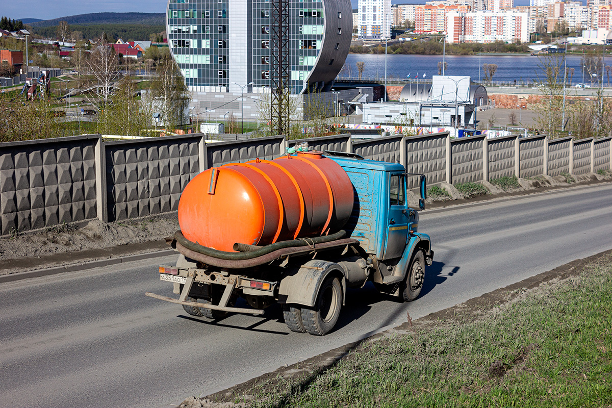 Свердловская область, № А 351 АО 196 — ЗИЛ-433362