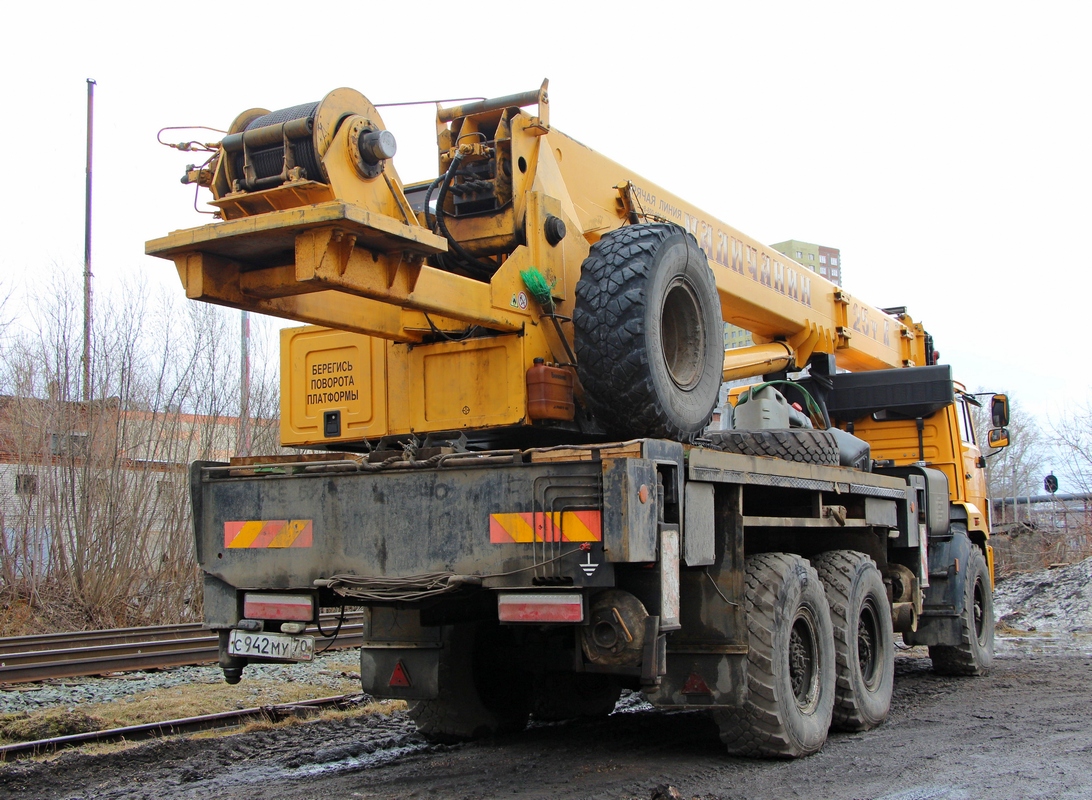 Томская область, № С 942 МУ 70 — КамАЗ-43118-46